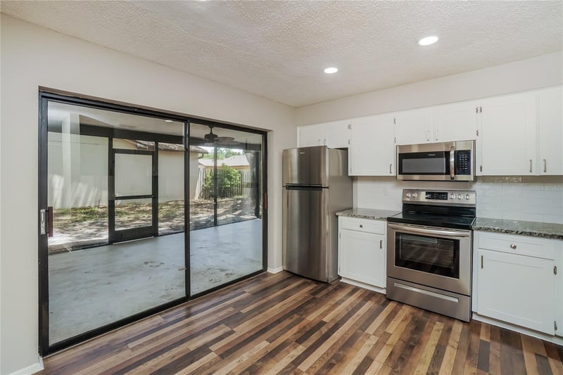 819 Greenfield Dr, Palm Harbor, FL 34684