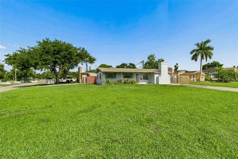 8900 59th Way, Pinellas Park, FL 33782