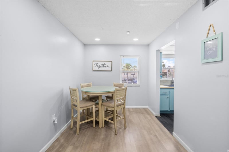 2727 75th St #9A12, Bradenton, FL 34209