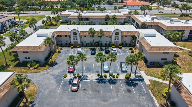 2727 75th St #9A12, Bradenton, FL 34209