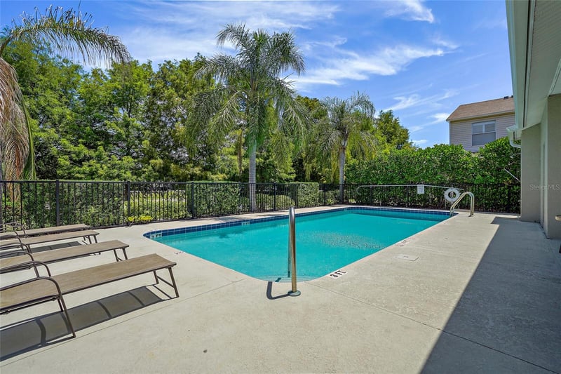5246 Neil Dr, St Petersburg, FL 33714