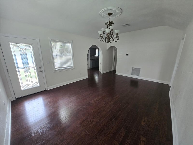 300 Idlewild Ave, Tampa, FL 33604