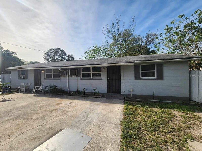 1115 Linebaugh Ave, Tampa, FL 33612
