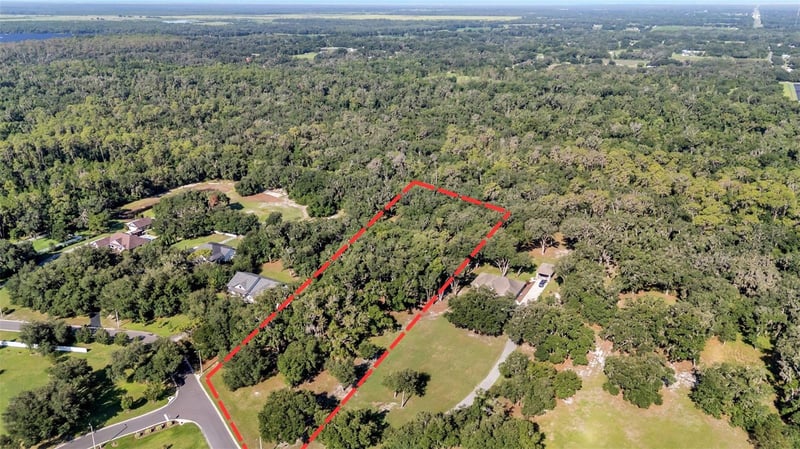 6923 Orianna Oaks Dr, Plant City, FL 33567
