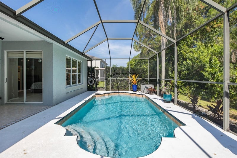 12709 Westwood Lakes Blvd, Tampa, FL 33626