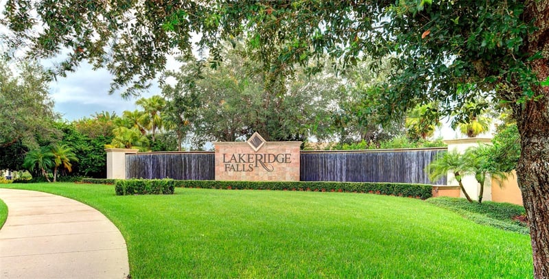 4019 Cascade Falls Dr, Sarasota, FL 34243