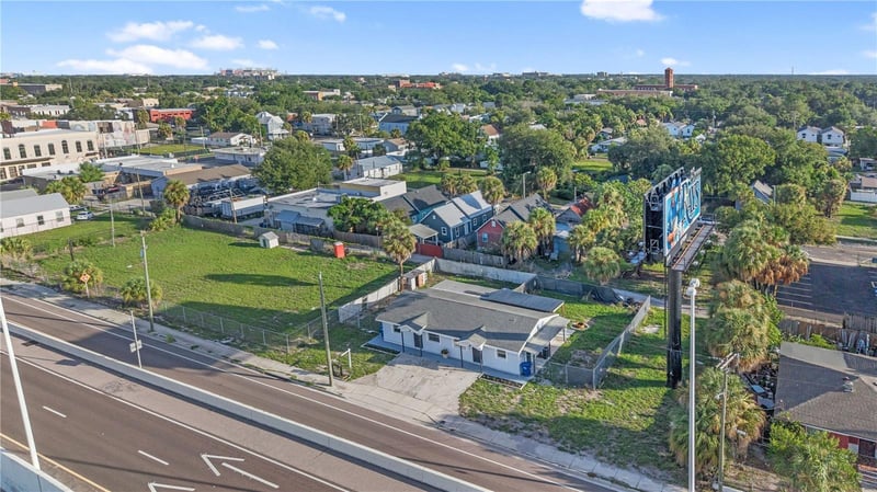 1909 Green St, Tampa, FL 33607