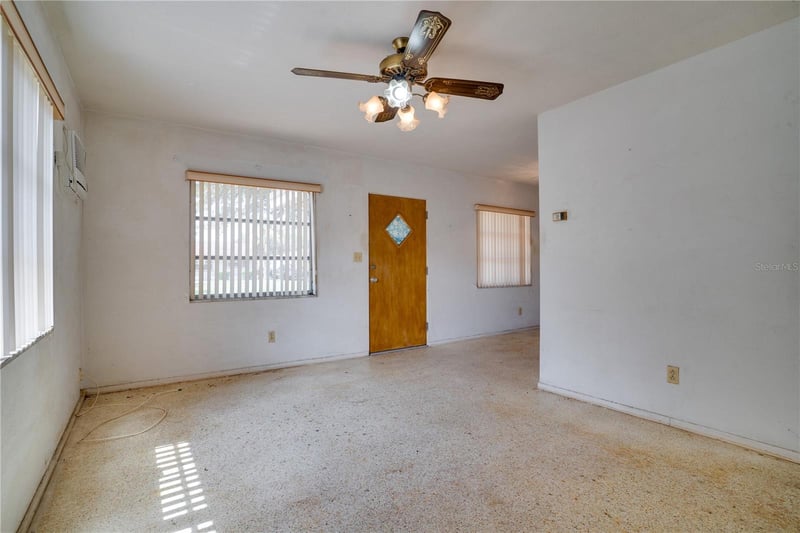 5619 19th Ave, St Petersburg, FL 33710