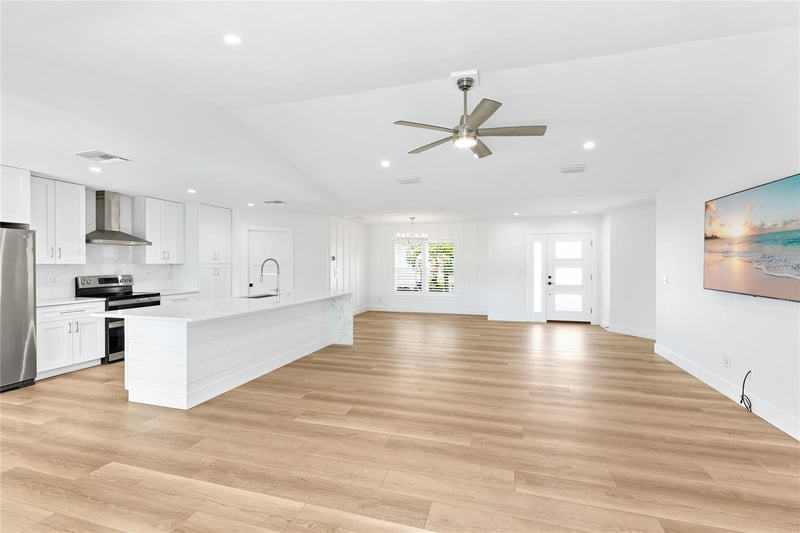 206 73rd St, Bradenton, FL 34209