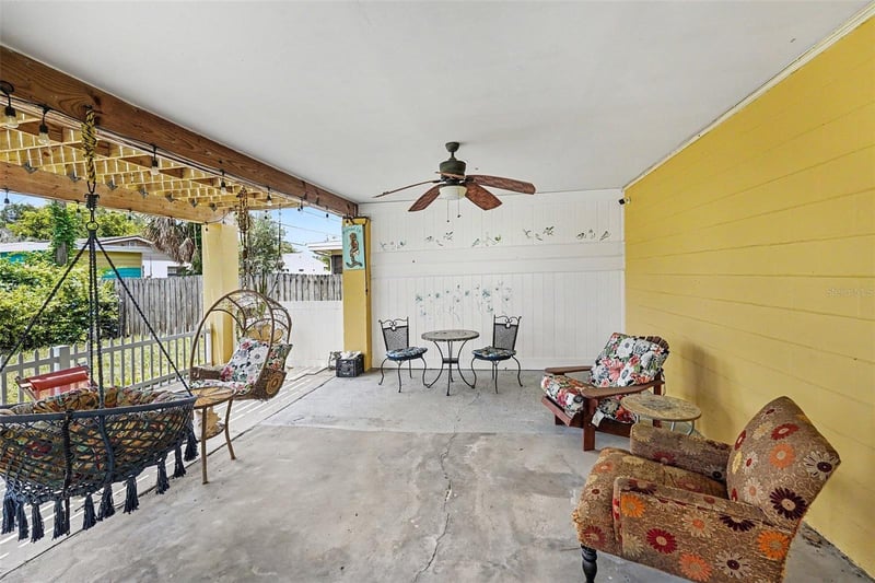 1842 Michigan Ave, St Petersburg, FL 33703