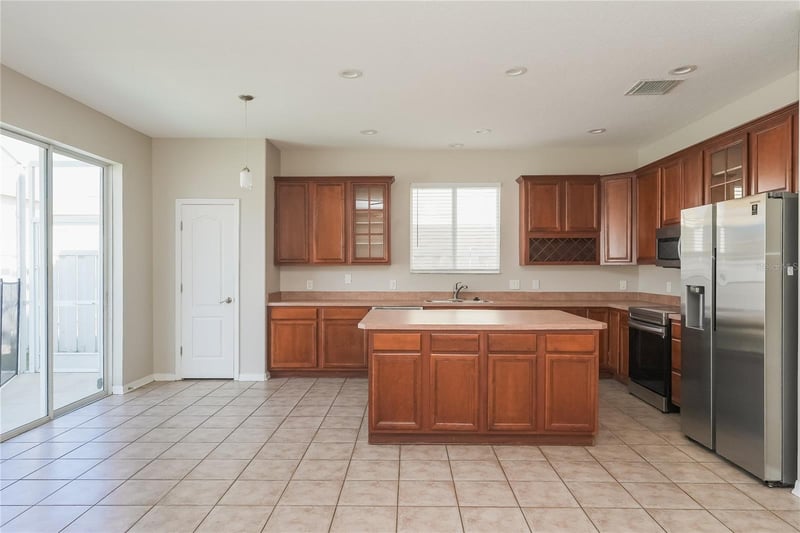 12125 Fox Bloom Ave, Gibsonton, FL 33534