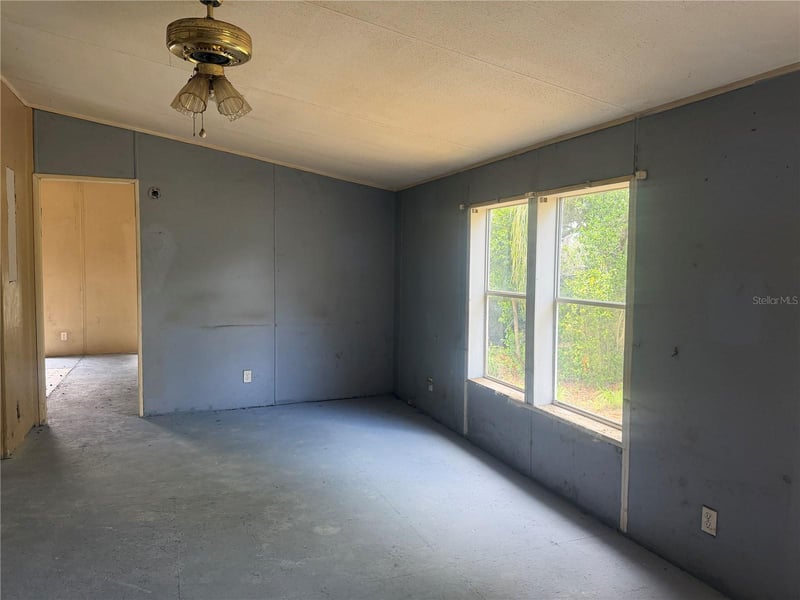 12909 Darla Dr, Riverview, FL 33579