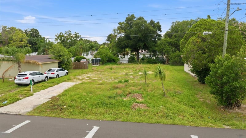 8714 Hyaleah Rd, Tampa, FL 33617