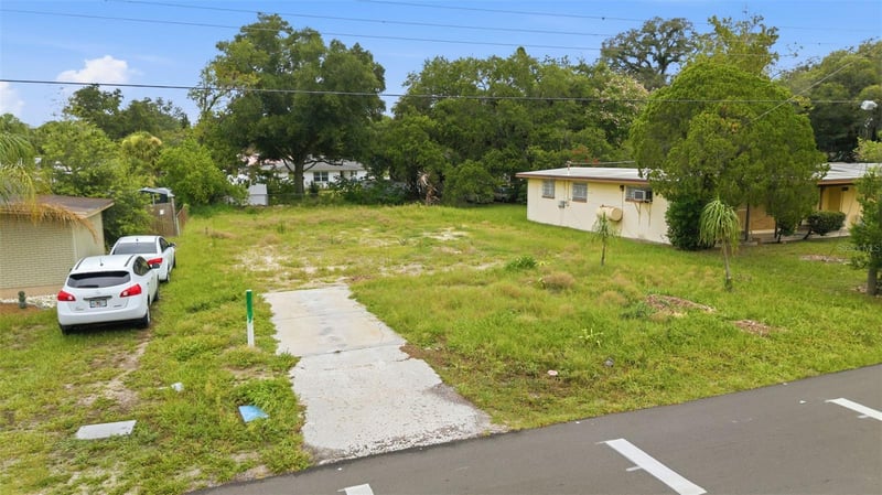 8714 Hyaleah Rd, Tampa, FL 33617