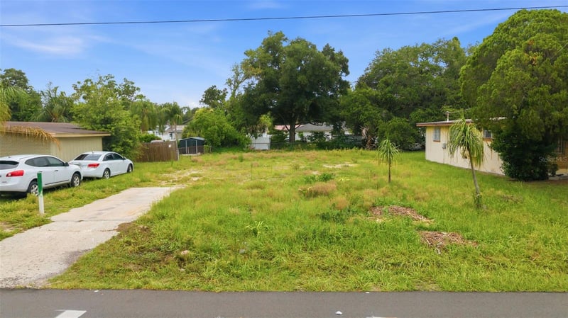 8714 Hyaleah Rd, Tampa, FL 33617