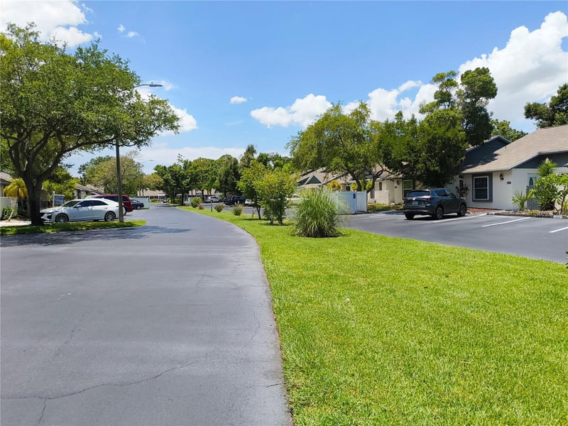 3962 La Costa Ln, Largo, FL 33771