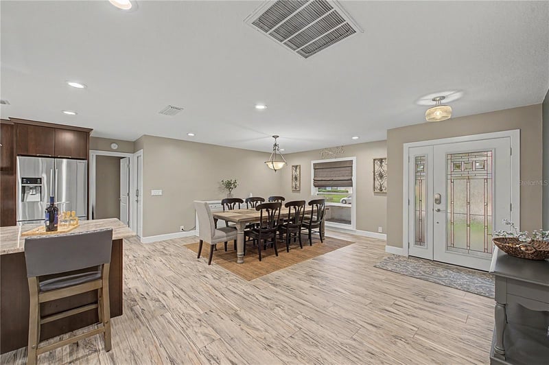 1112 Lakemont Dr, Valrico, FL 33594