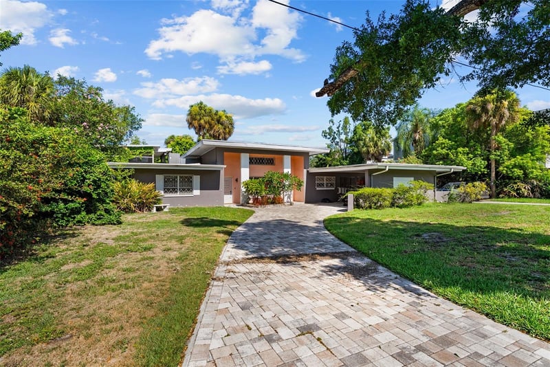 211 Shore Crest Dr, Tampa, FL 33609