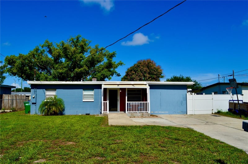 10926 Annette Ave, Tampa, FL 33612