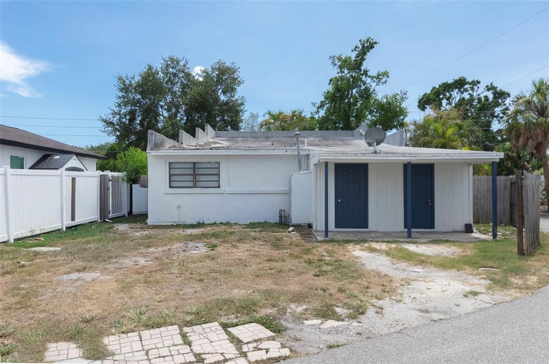 3651 Haines Rd, St Petersburg, FL 33704