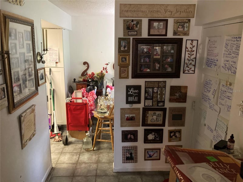 2650 Countryside Blvd #B105, Clearwater, FL 33761