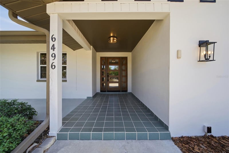 6496 Fairway View Blvd S, St Petersburg, FL 33707