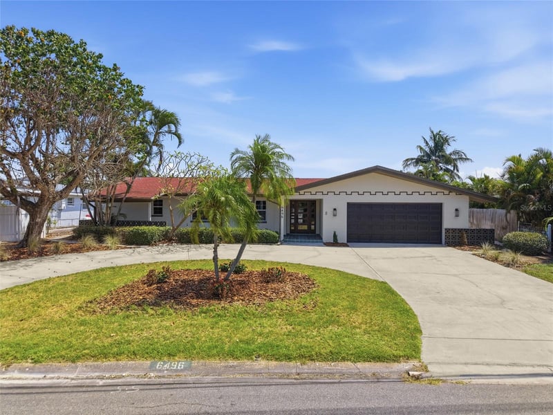 6496 Fairway View Blvd S, St Petersburg, FL 33707