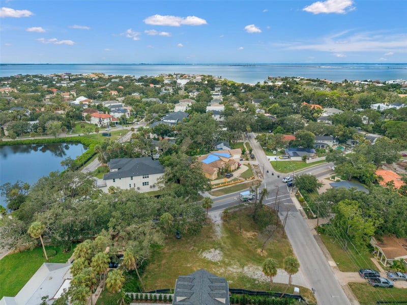 2502 West Shore Blvd, Tampa, FL 33629