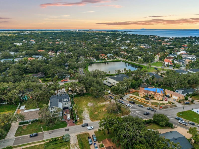 2502 West Shore Blvd, Tampa, FL 33629