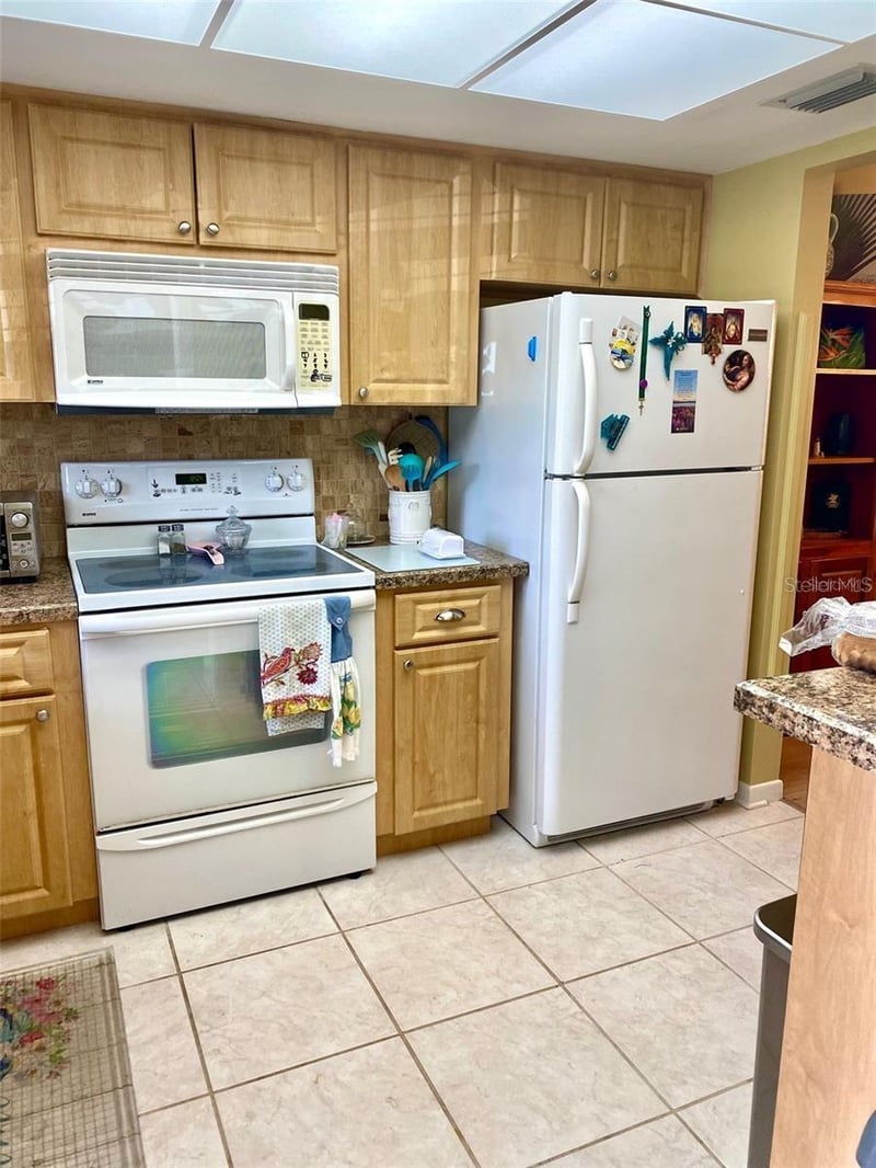 1656 Lake Ave #3, Clearwater, FL 33756