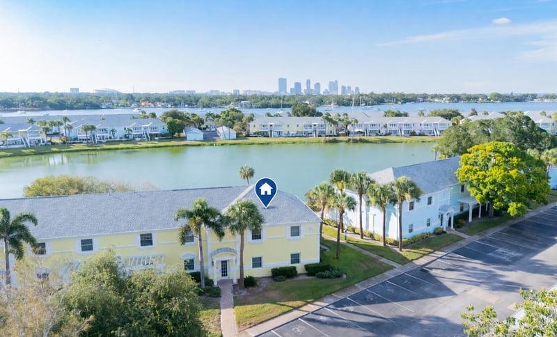 123 Seahorse Dr #D, St Petersburg, FL 33705