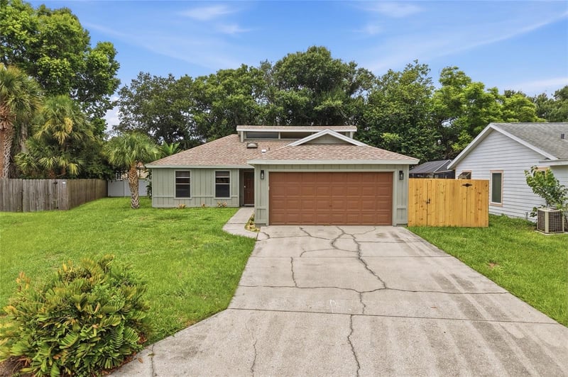 8232 Country Oaks Ct, Sarasota, FL 34243