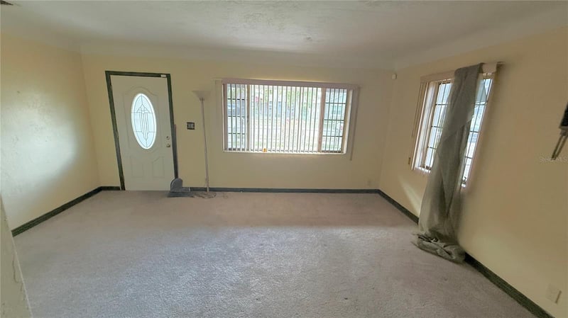 2055 29th St, St Petersburg, FL 33712