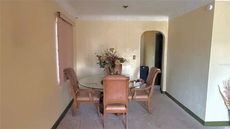 2055 29th St, St Petersburg, FL 33712
