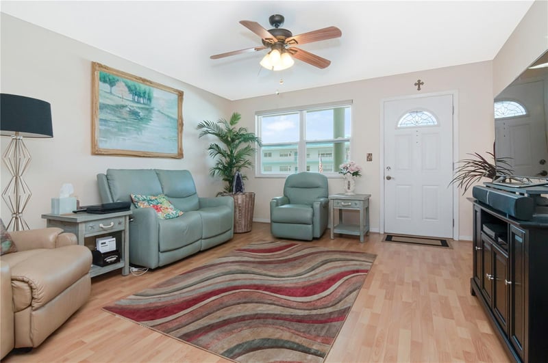 5935 30 Ave #206, Gulfport, FL 33707