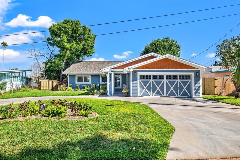 292 Sunlit Cove Dr, St Petersburg, FL 33702