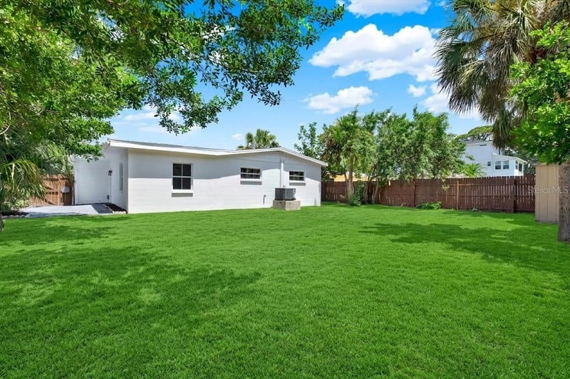 4200 Huntington St, St Petersburg, FL 33703