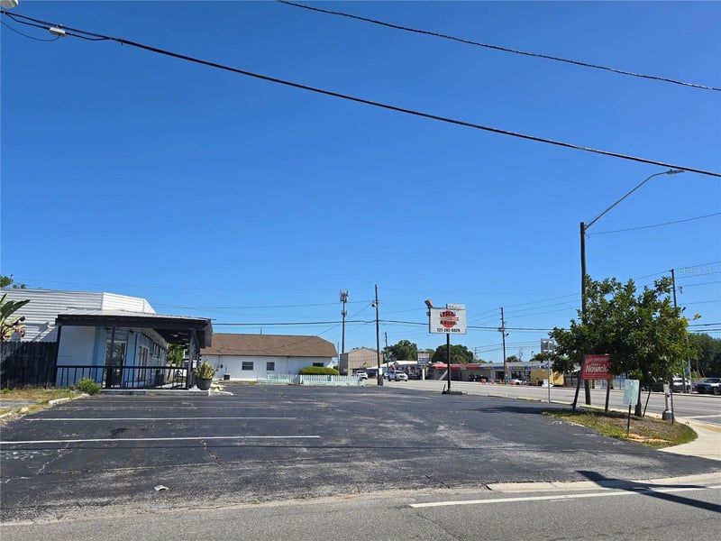 11002 Seminole Blvd, Largo, FL 33778