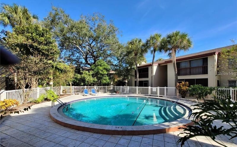 3850 Lake Dr #140, Tampa, FL 33614