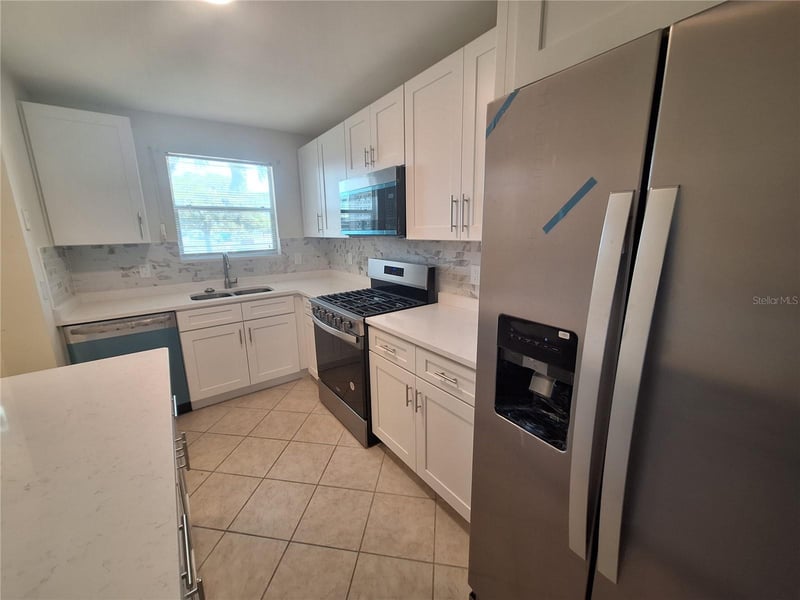 3128 59th St #115, Gulfport, FL 33707