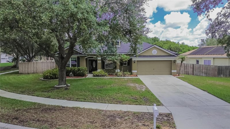 12426 Windmill Cove Dr, Riverview, FL 33569