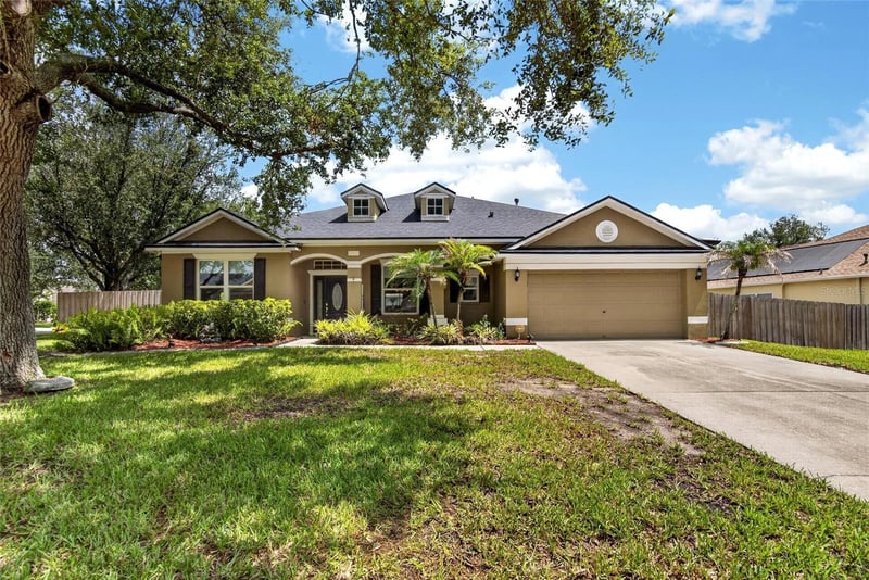 12426 Windmill Cove Dr, Riverview, FL 33569