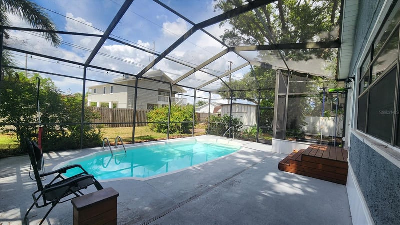 155 69th Ave, St Petersburg, FL 33702
