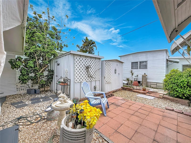 7490 46th Ave #109, St Petersburg, FL 33709