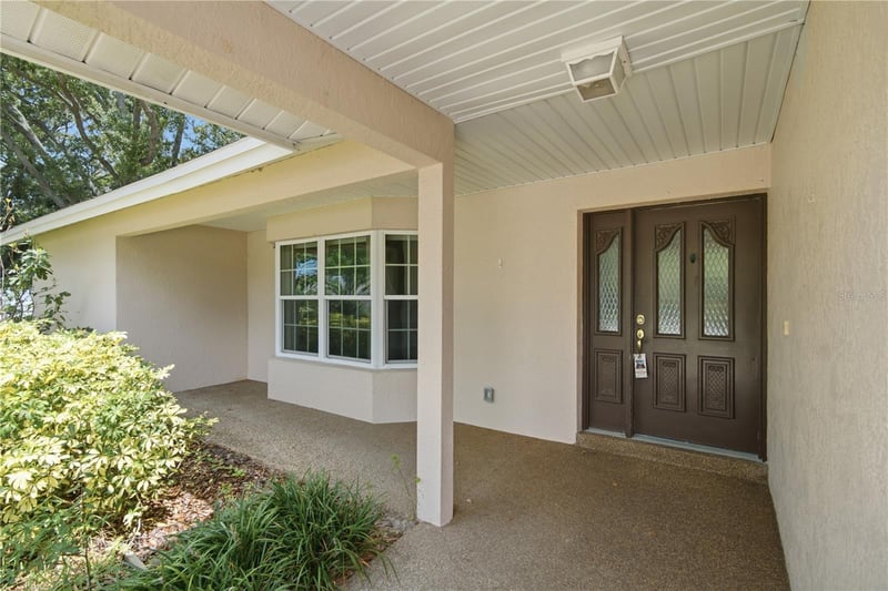 9743 106th Ave, Largo, FL 33773