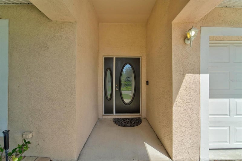 1514 Oracle Dr, Sun City Center, FL 33573