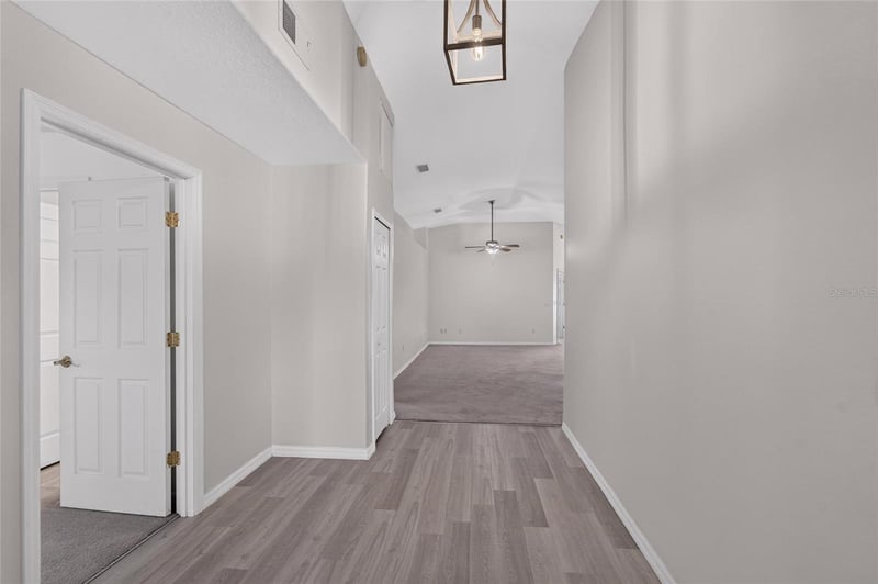 1514 Oracle Dr, Sun City Center, FL 33573