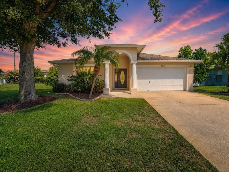 1514 Oracle Dr, Sun City Center, FL 33573