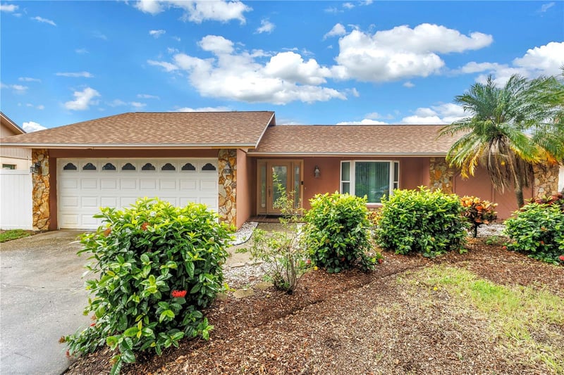 9212 Rustic Pines Blvd, Seminole, FL 33776