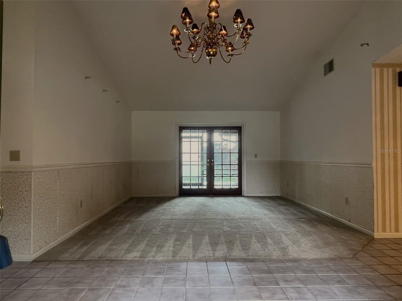 6328 Queensway Dr, Temple Terrace, FL 33617